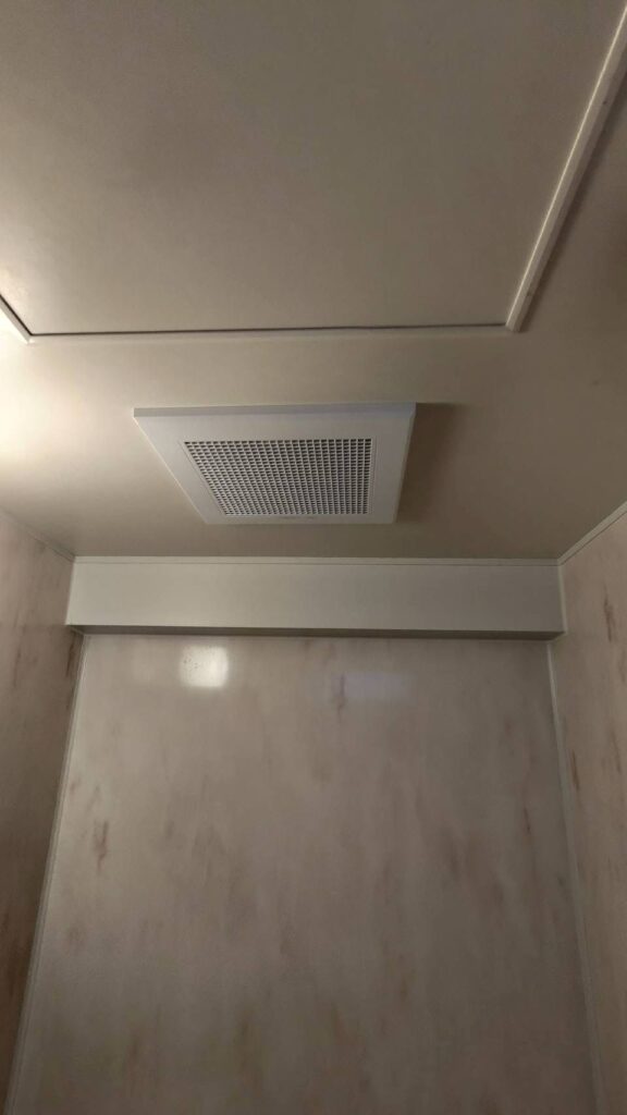 練馬区　マンション換気扇交換工事